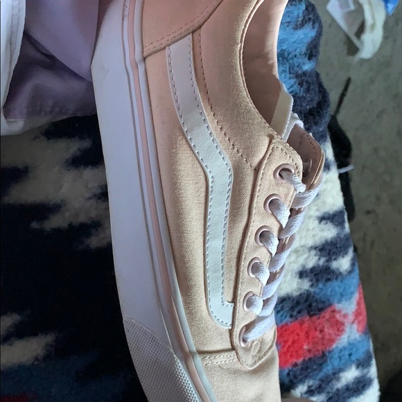 Light pink vans only worn a couple of times - Picture 2 of 4